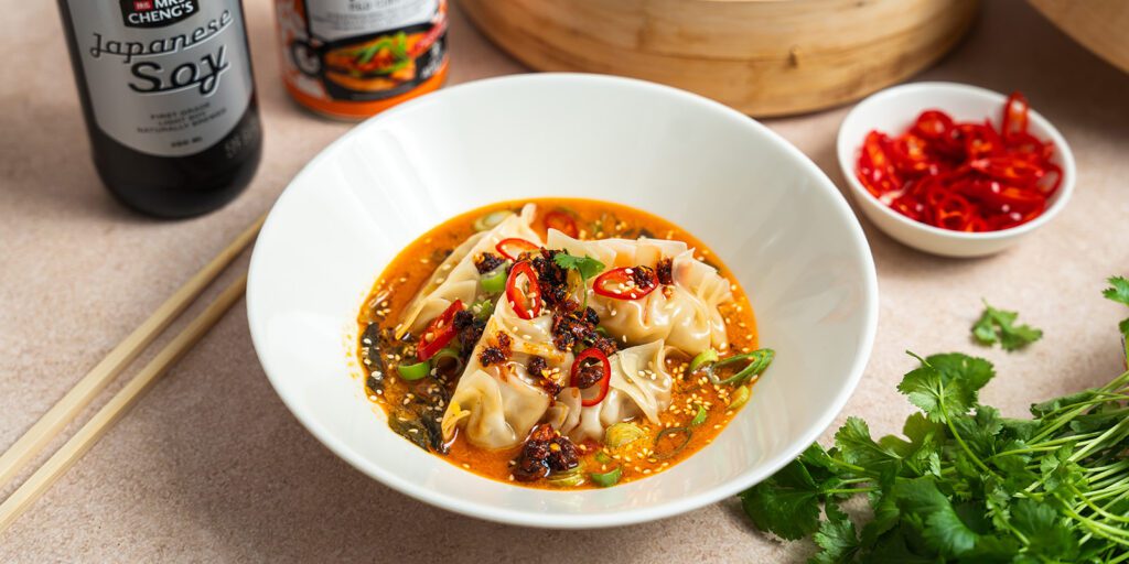 Dumplingsit punaisessa curryssa